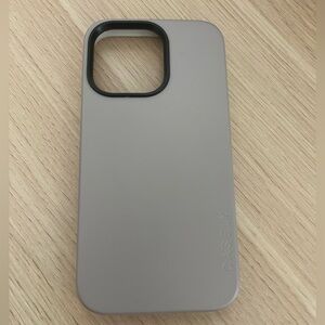 Light Gray Phone Case for iPhone - Protective Slim Fit